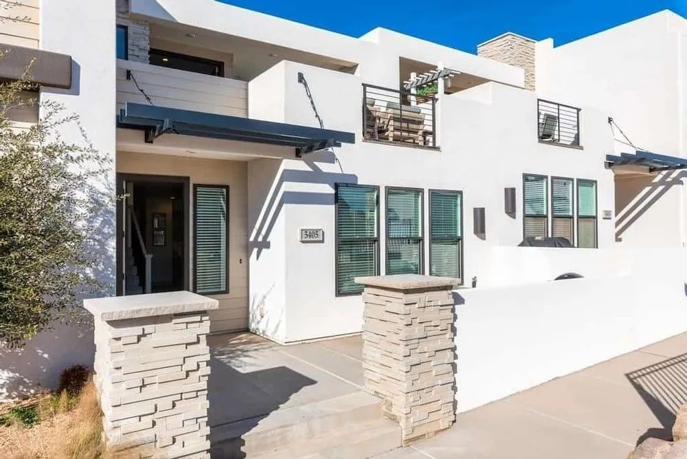 Blue Lagoon Oasis townhouse
