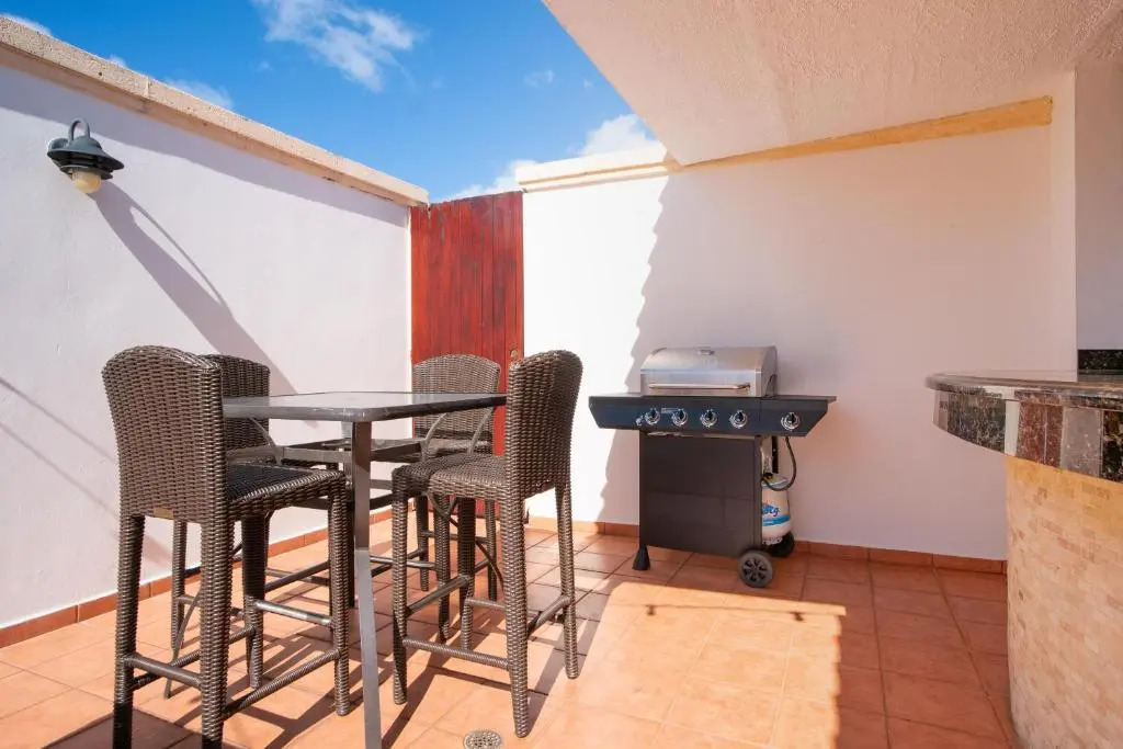 Costa Ensenada Penthouse 505 across the street from Balneario beach