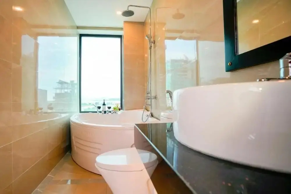 Merit Halong Hotel