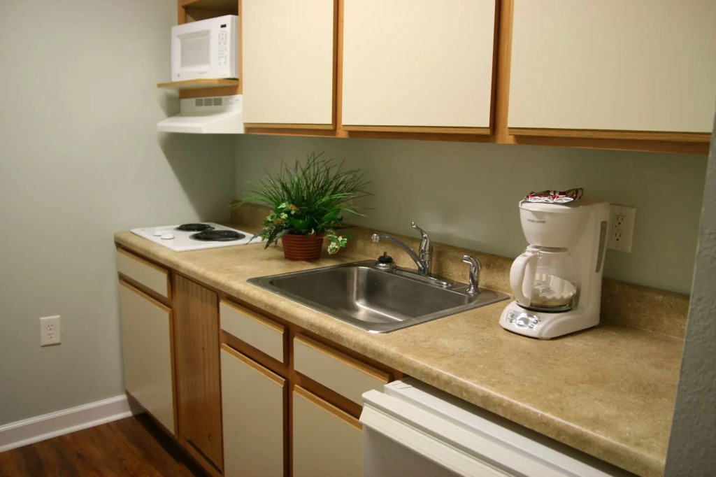 Affordable Suites of America