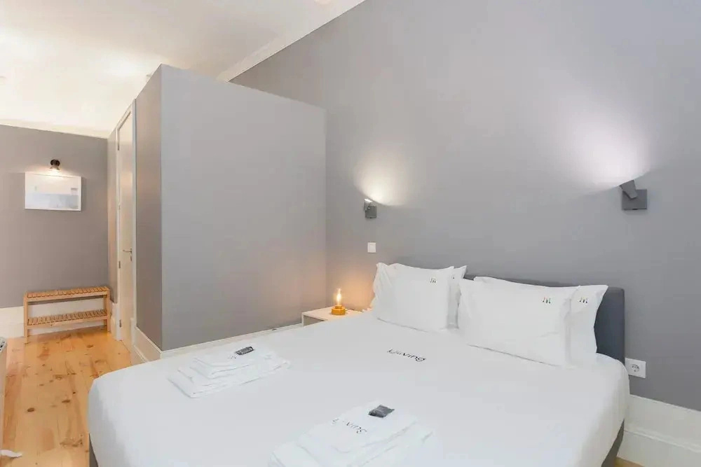 Liiiving in Porto - Silver Light Apartment