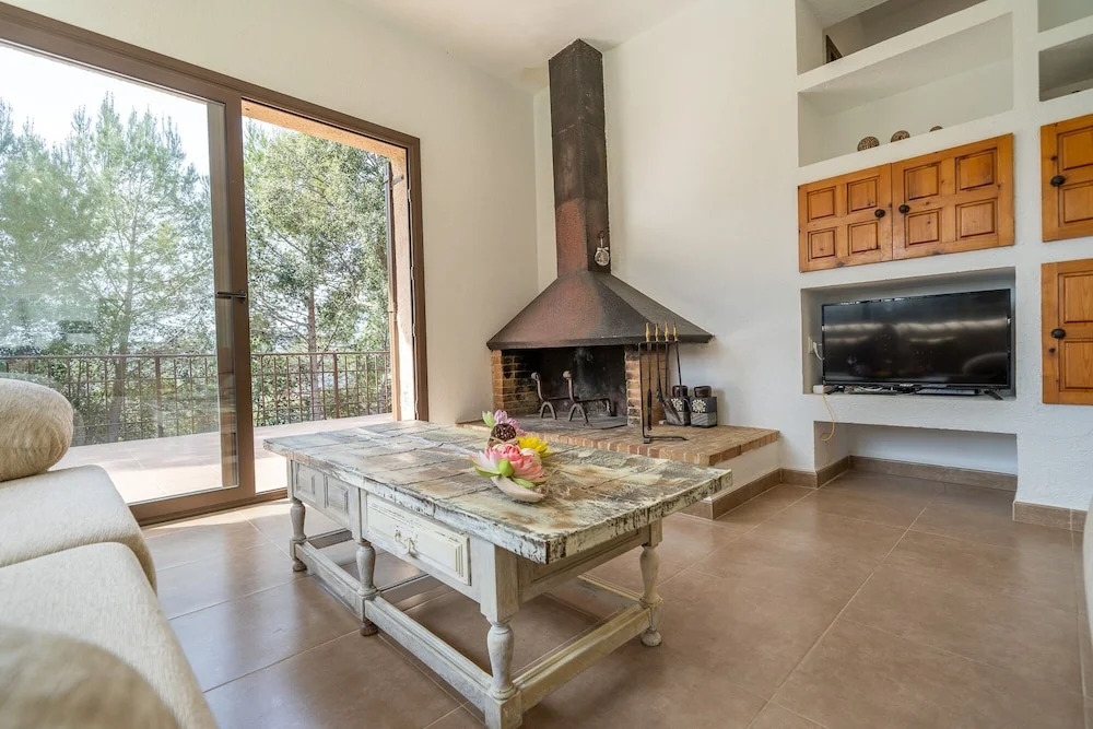HomeHolidaysRentals Velur
