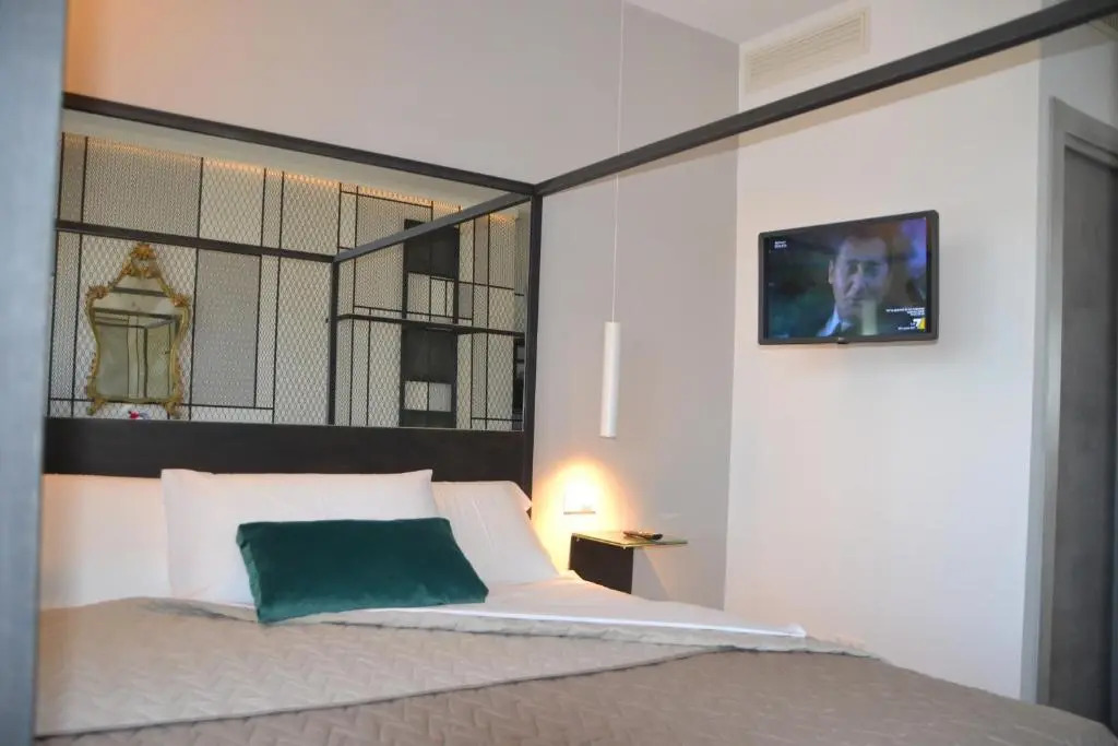 5-Rooms Apartment