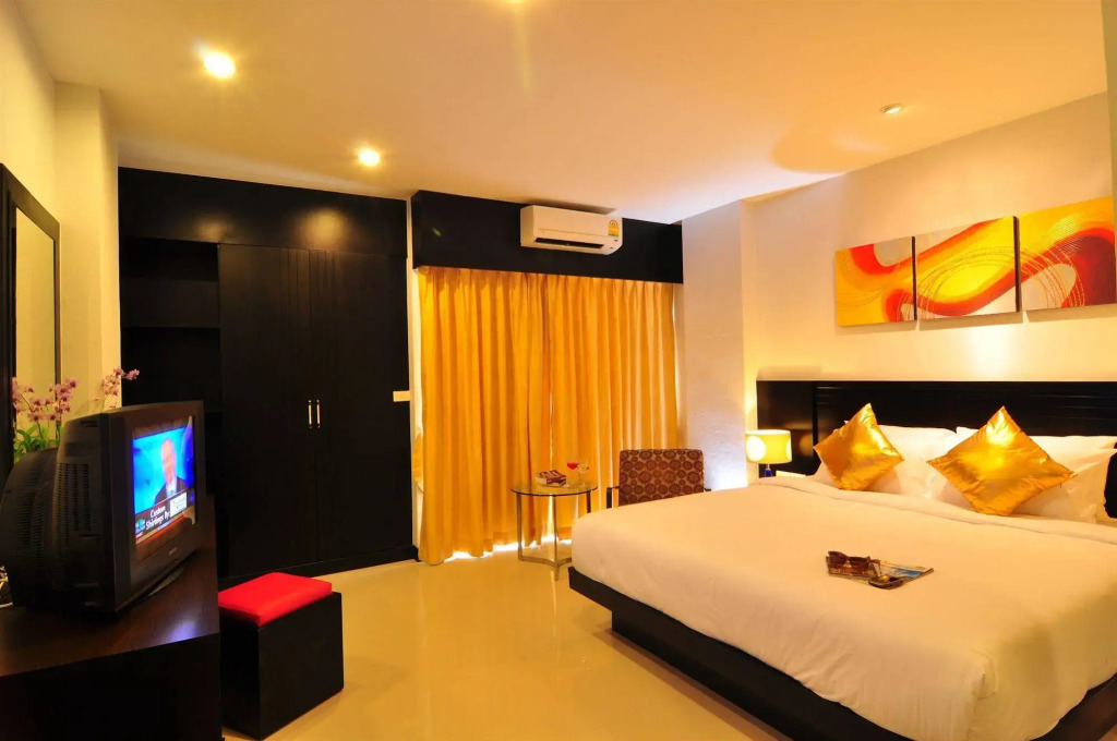 Platinum Hotel and Apartments