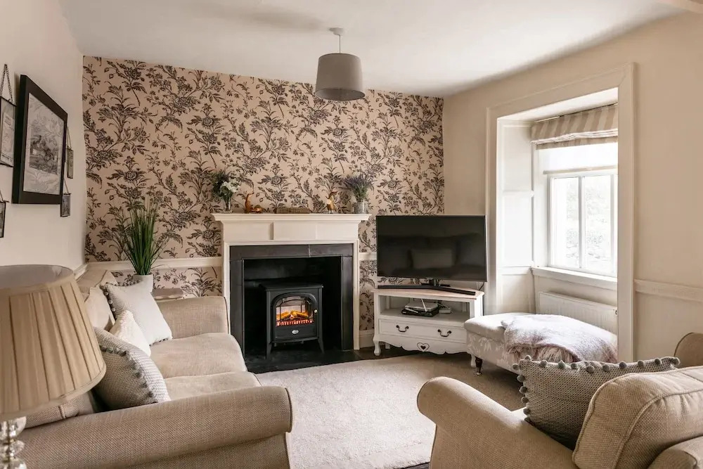 Maggie Puddle Cottages