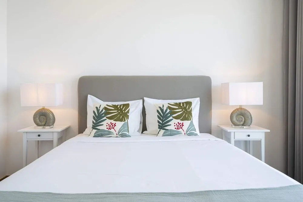 Vila Papagaio Verde by An Island Apart