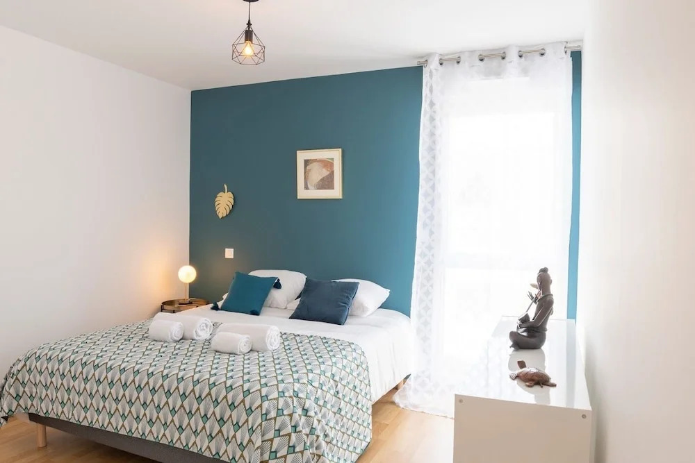 LA Perouse - Apt 2 Chambres,parking, Proche Rennes