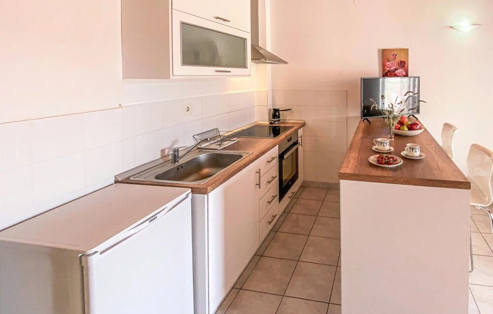 Stunning Apartment in Vasilika Evia With Wifi and 1 Bedrooms