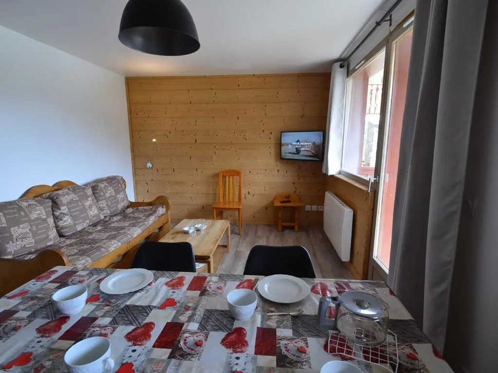 Appartement Les Menuires, 3 pièces, 6 personnes - FR-1-452-6
