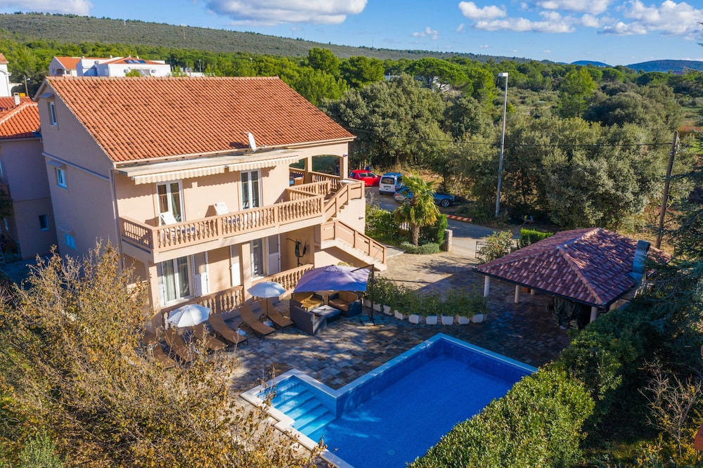 Holiday Home Lolita With Pool