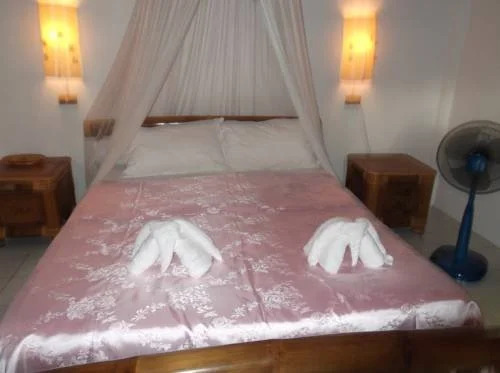 Auberge Resort