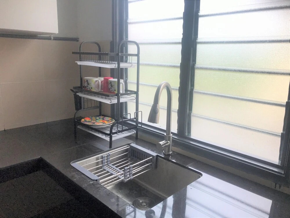 OYO 90493 JL Homestay