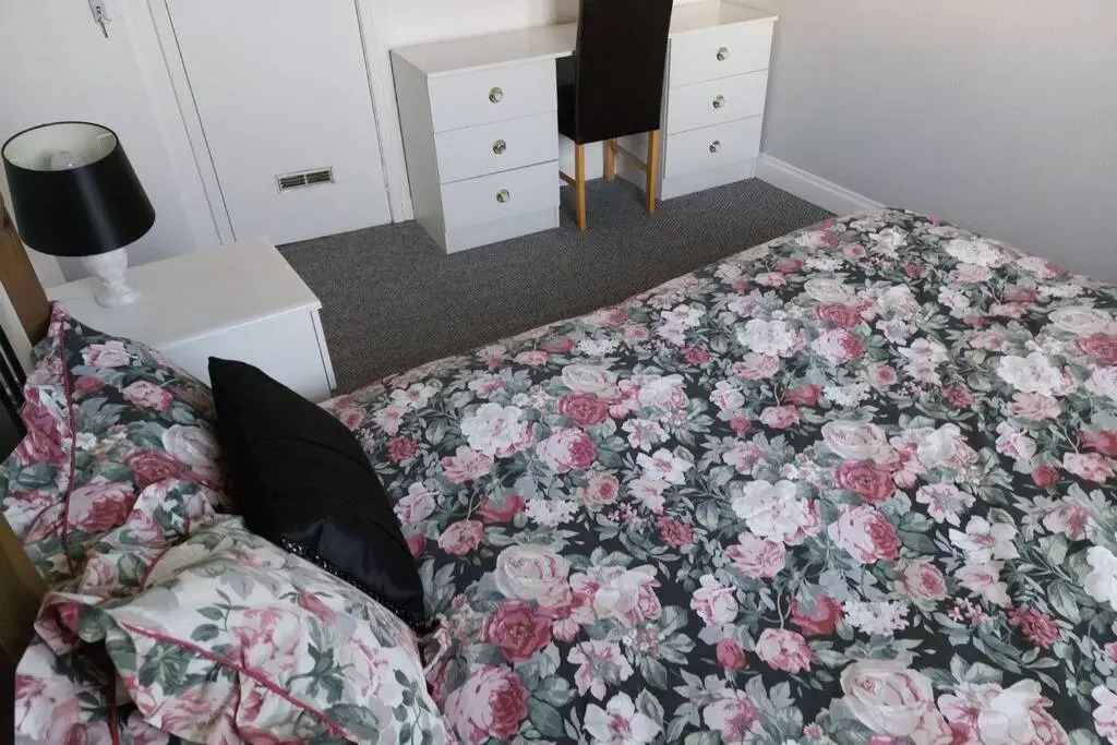 Wonderland Guest House