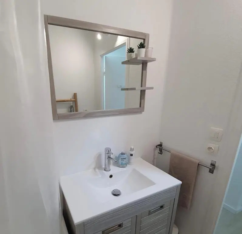 Blue Sky La Grande Motte Studio -Pool-5min Beach -Queensizebed -WiFi