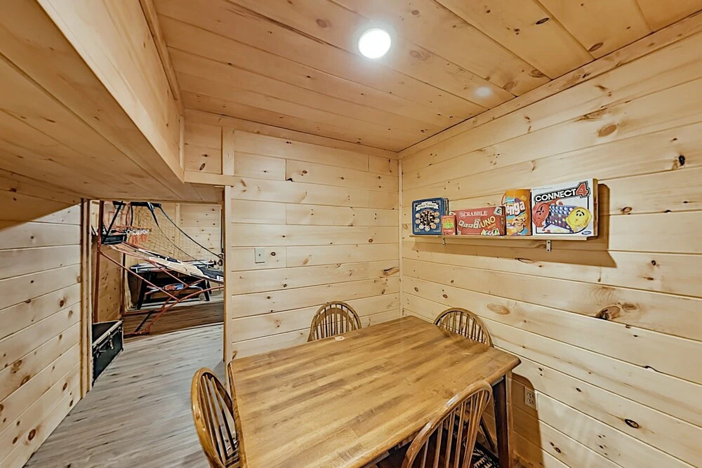 View W/ Hot Tub, Sauna, Theater & Pool! 2 Bedroom Cabin
