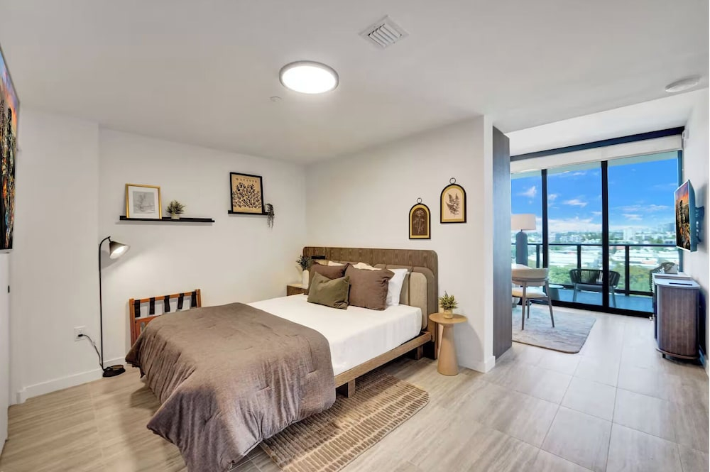 72 Park Miami Beach Boutique Residences by IliosRentals