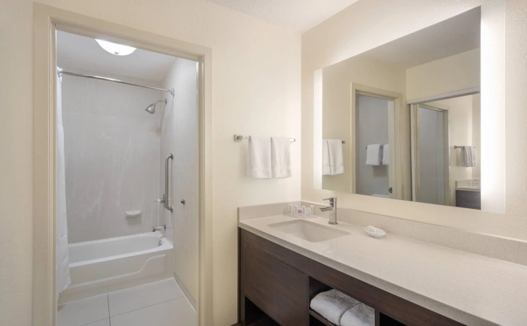 Fairfield Inn & Suites Indianapolis Airport