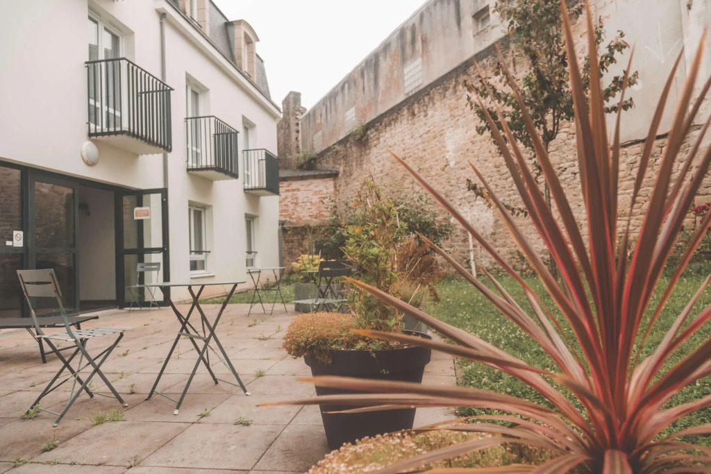 Terres de France - AppartHotel Quimper Bretagne