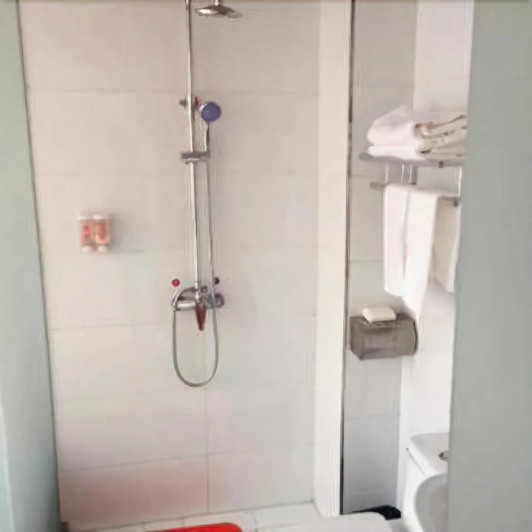 Pod Inn Zhonggulou North Main Street Second Affiliated Hospital of Jiaotong University