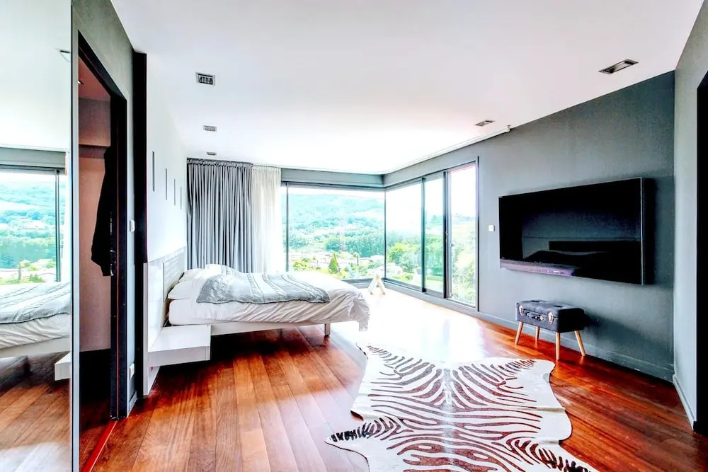 Villa With 5 Bedrooms in Saint Désirat, With Private Pool, Furnished G