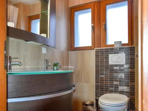 Apartment La Toura by Interhome