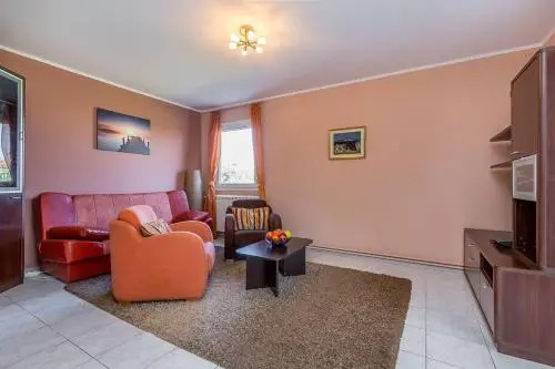 Holiday home Sikici Majoli