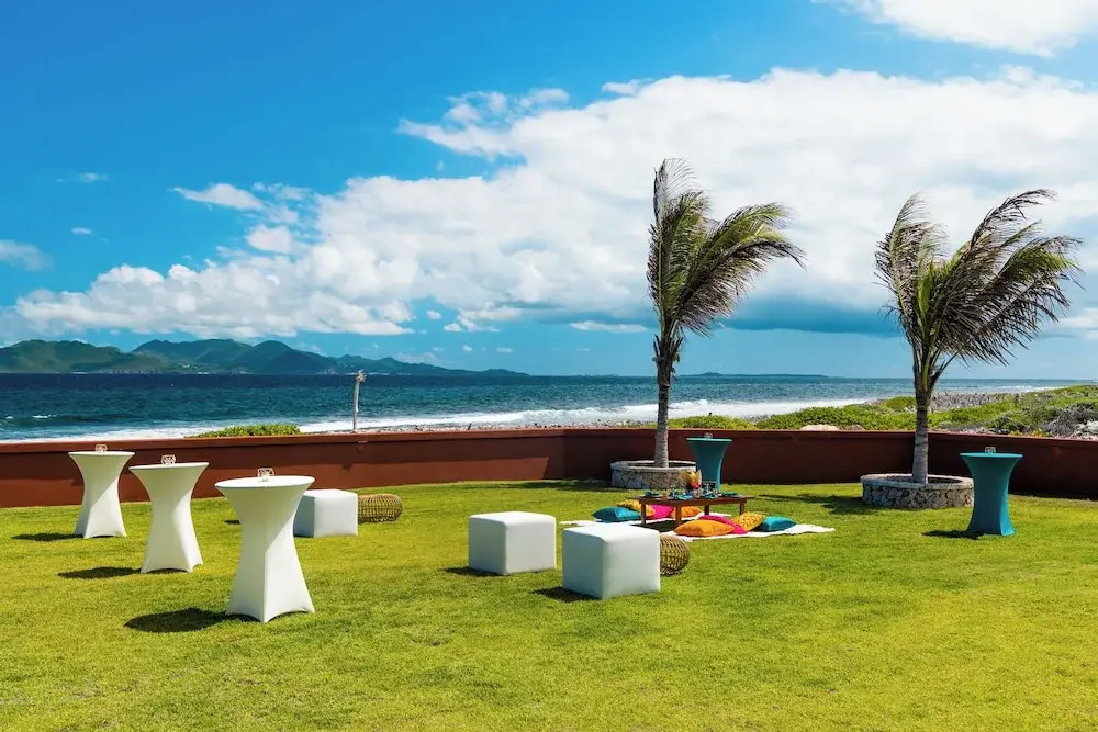 4-bed Villa, Pool, Parking