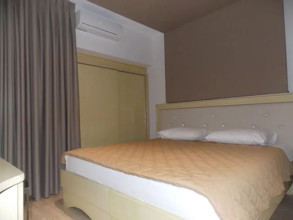 New Heaven Hotel