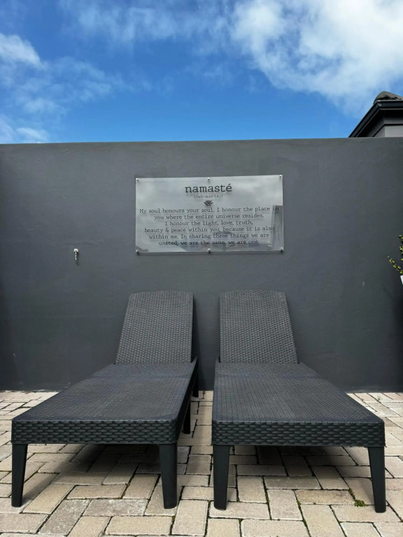 Namaste Spacious Studio Apartment