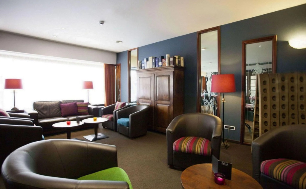 Theater Hotel