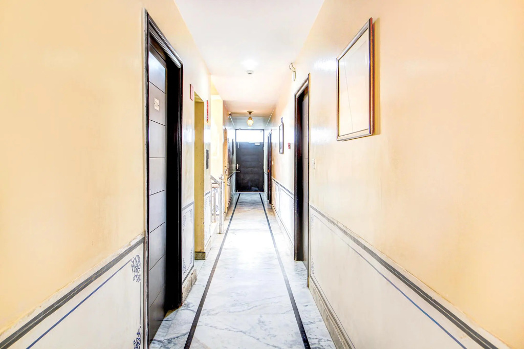 FabHotel Heritage Villa
