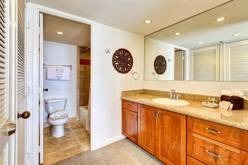 K B M Resorts- Ks-258 Ocean-front Views, 2Bd Large Floorplan, Steps to Pools and Beach!