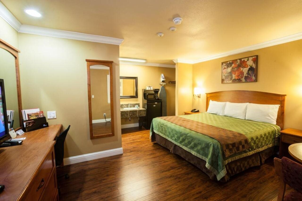 WAFER 450 Hotel
