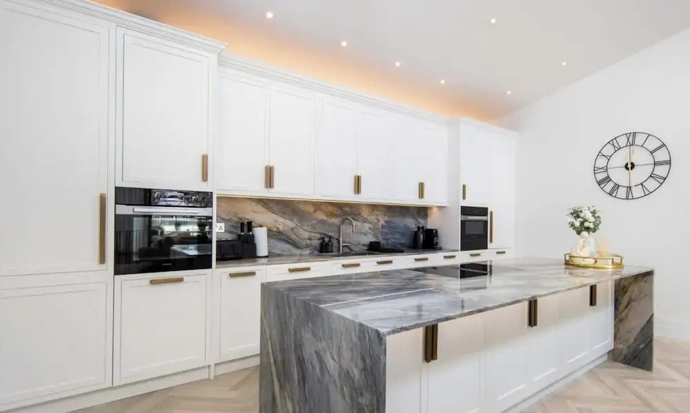 1 Min Walk to Harrods Knightsbridge Duplex