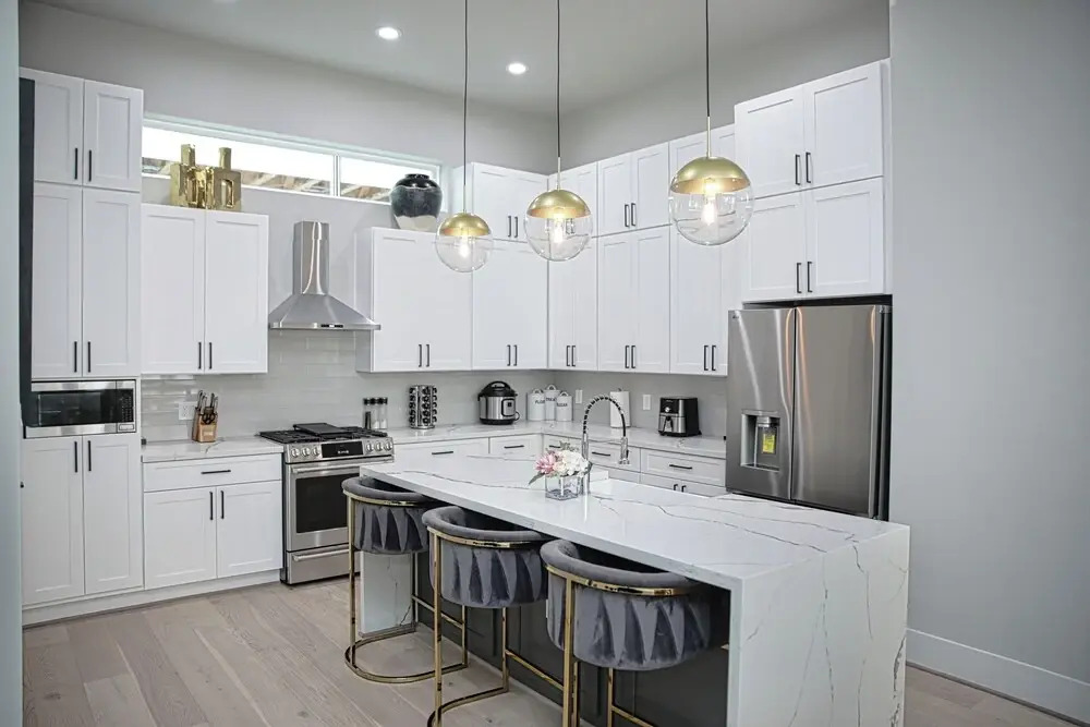 Luxury 3BD Rooftop Home in Dwtwn HTX.