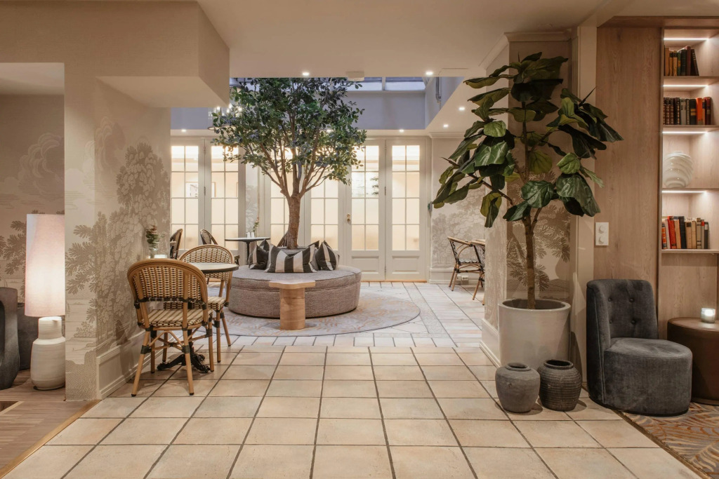 Home Hotel Bastion