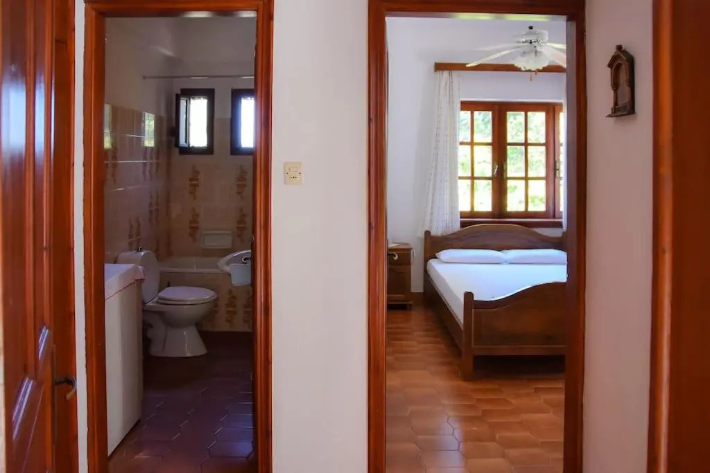 Apartment in a summer house with sea view
