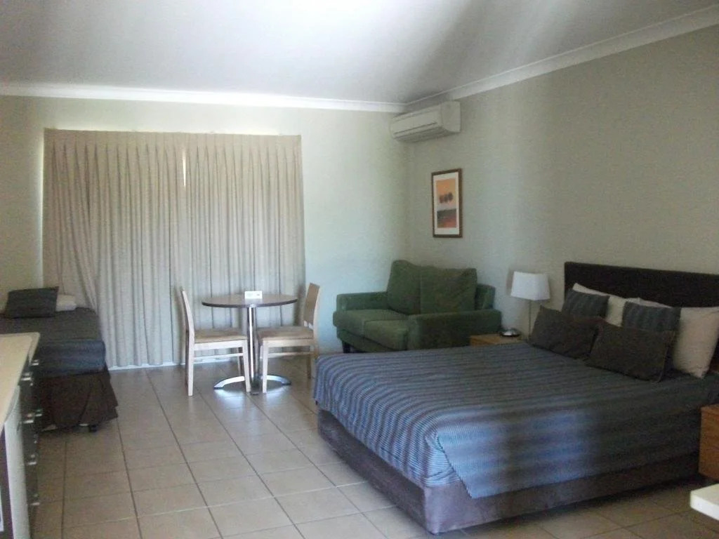Spinifex Motel and Serviced Apartments
