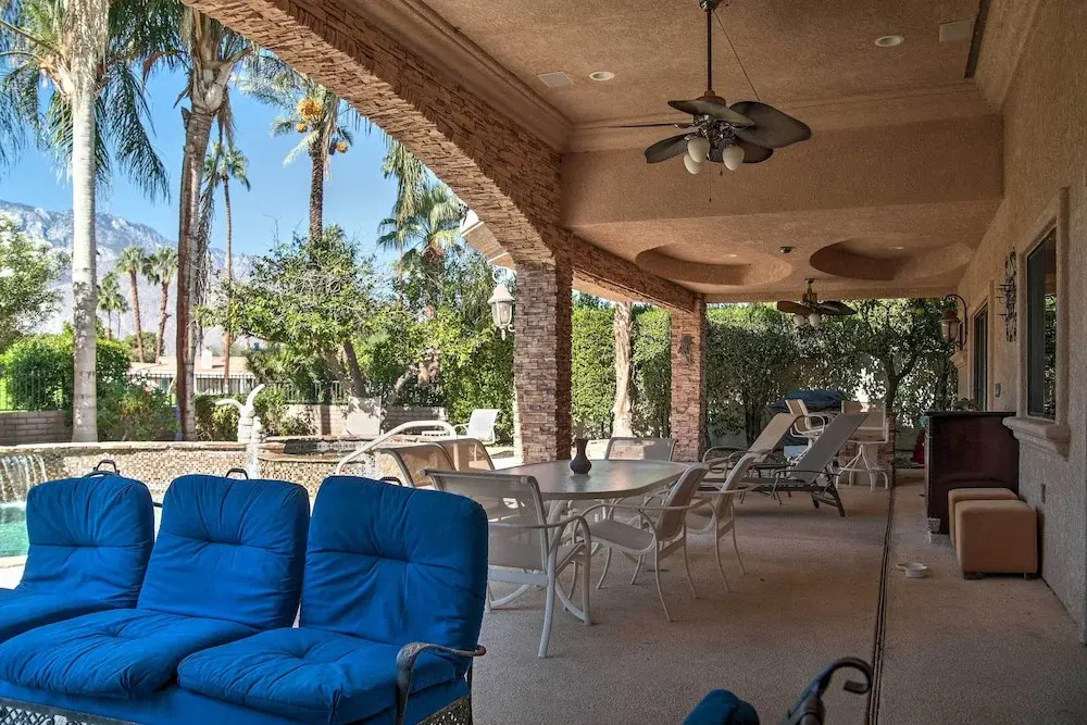 Palm Springs Golf Course Home: Private Pool & Spa!