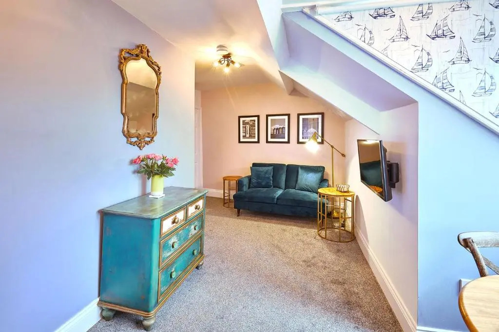 Host Stay North Parade Apartment