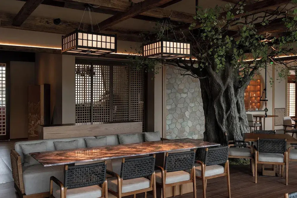 Hyakumangoku Onsen Hotel