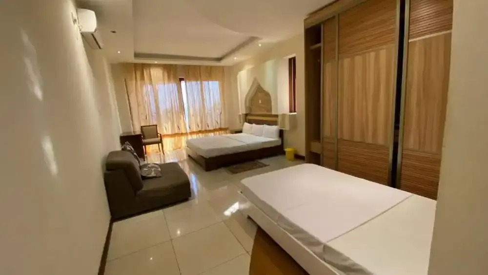 Luxe Beachfront Apartment