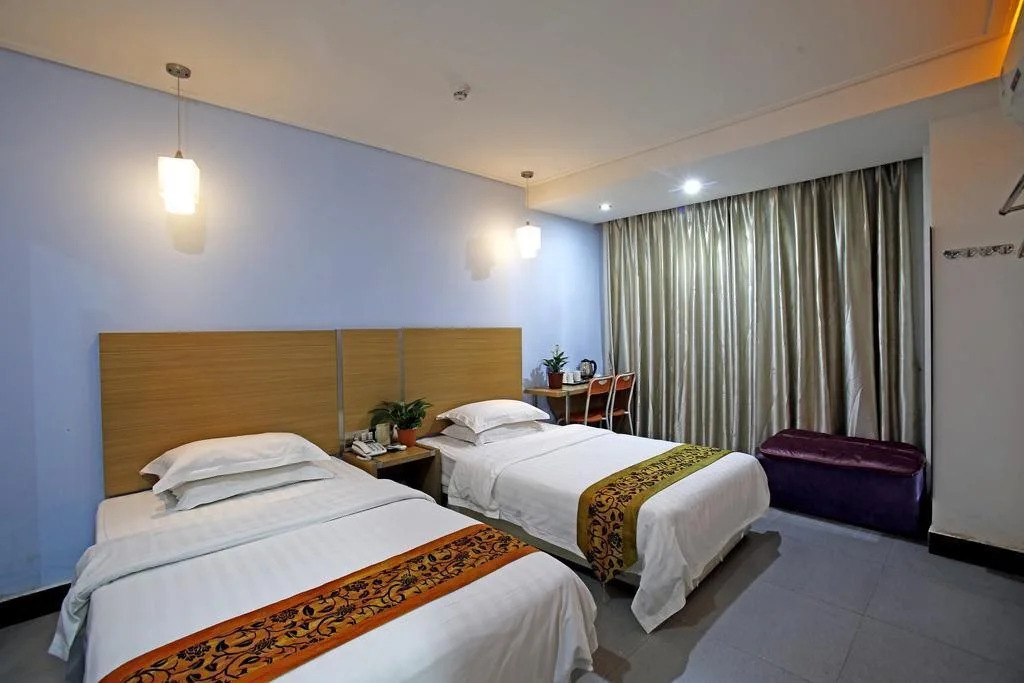 Guangzhou Chen Long Hotel (Da Shi)