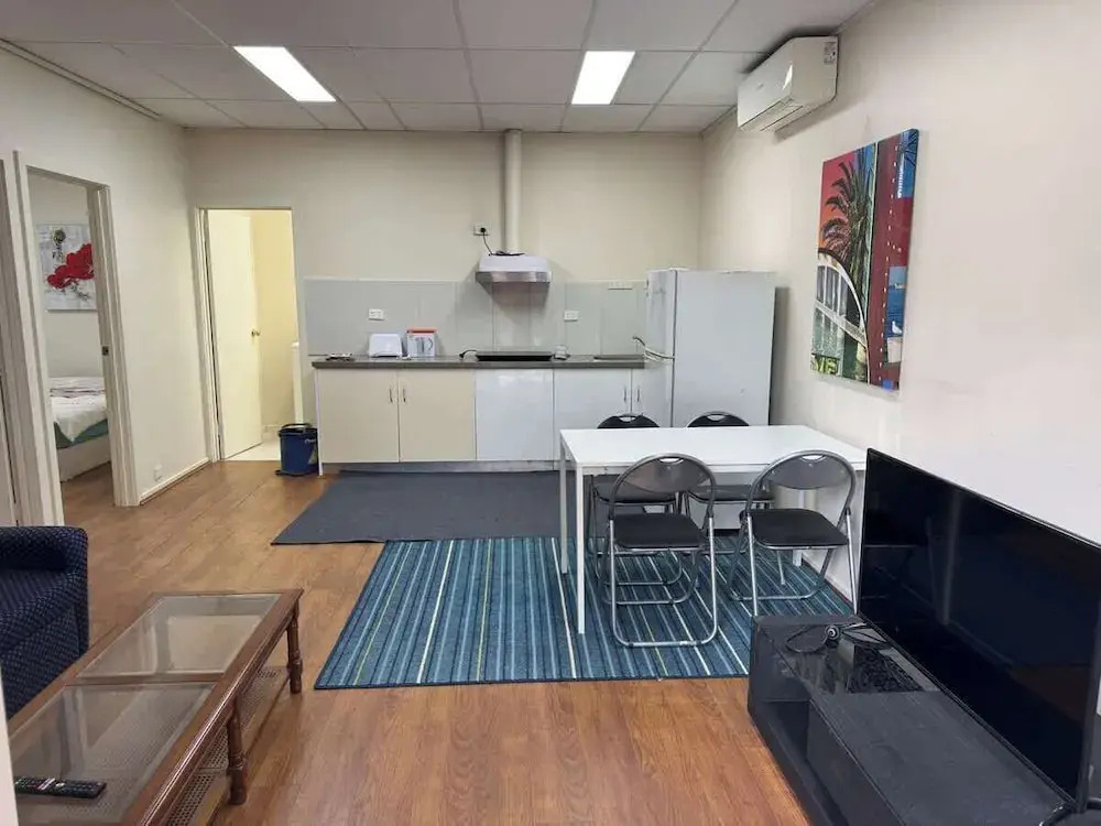 Metawise Charming Retreat at Huntingdale E4