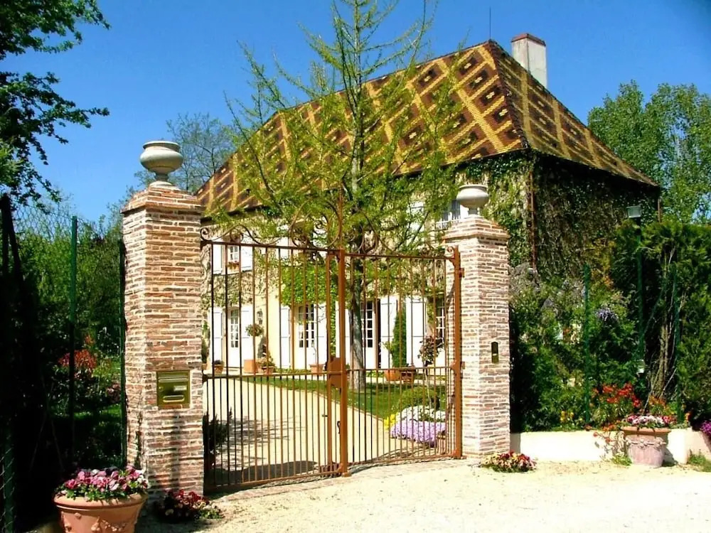Le Petit Manoir des Bruyères
