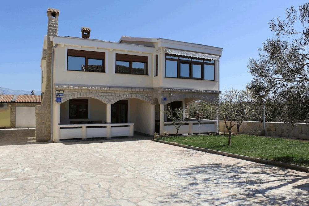 Apartment Rosulje