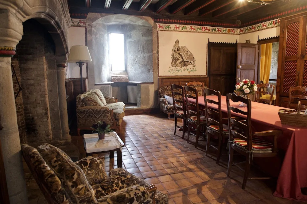 Château d'Avully