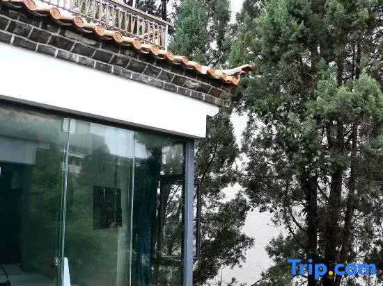 Kunming Qishan Bangshan Japanese Boutique Homestay