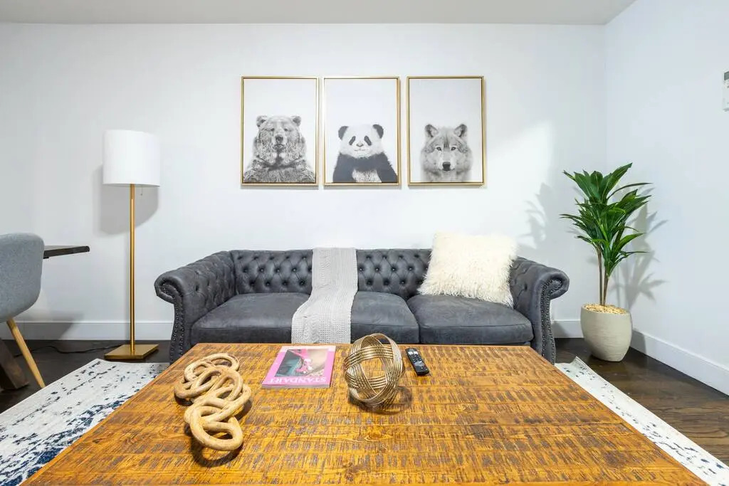 39-2 Renovated 3BR Prime Hudson Yards Area