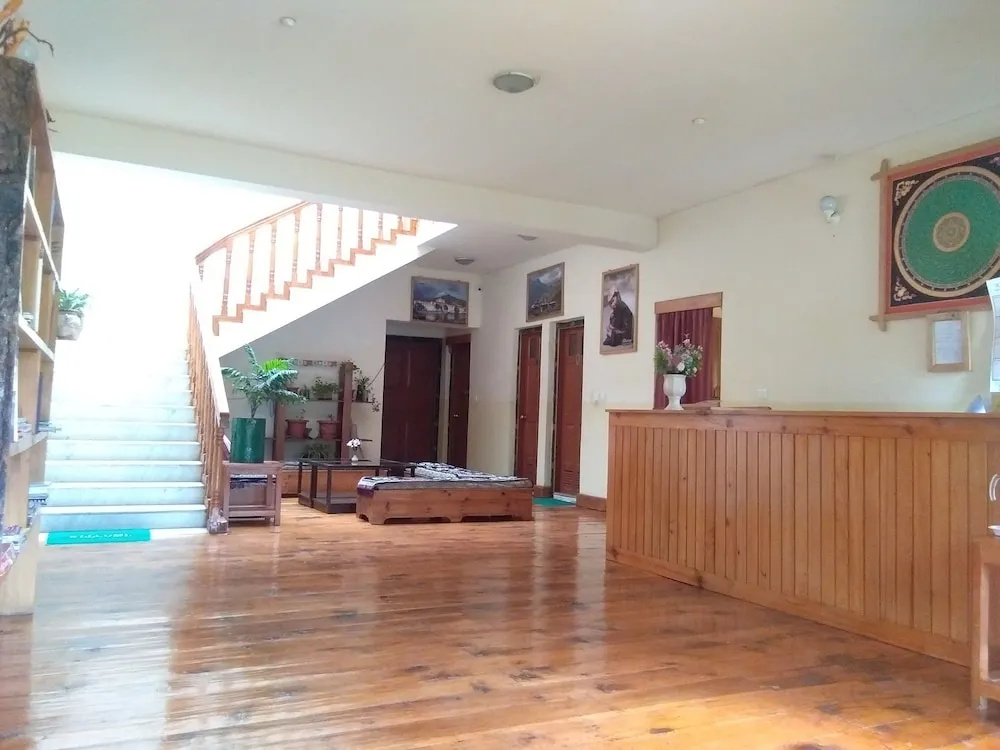 Nirvana Lodge